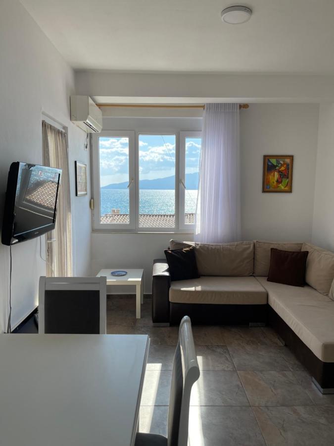 Sunny Bay Apartments Sarandë Exteriör bild