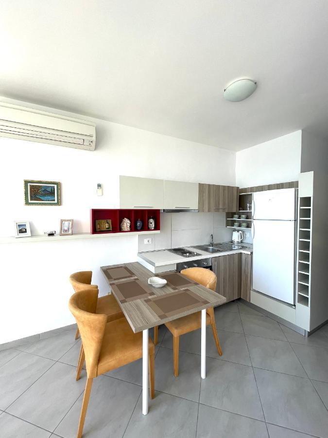 Sunny Bay Apartments Sarandë Exteriör bild