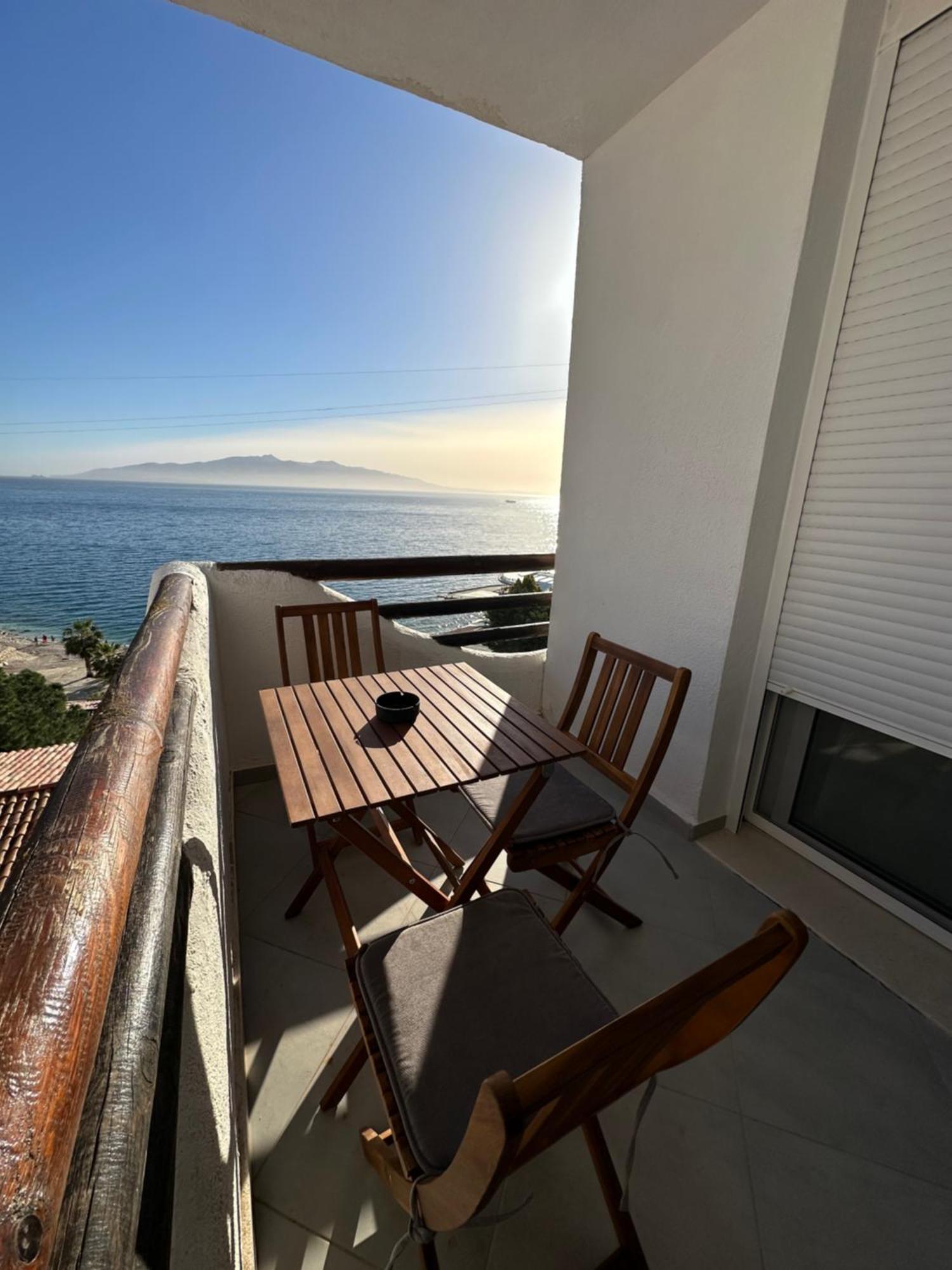 Sunny Bay Apartments Sarandë Exteriör bild