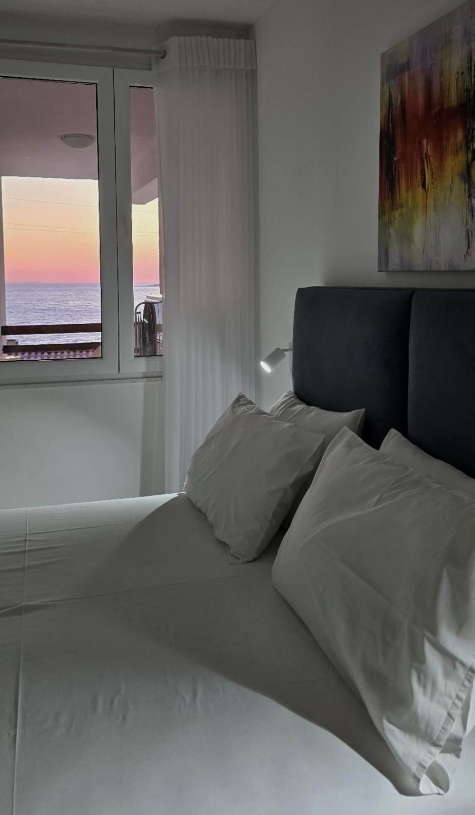 Sunny Bay Apartments Sarandë Exteriör bild