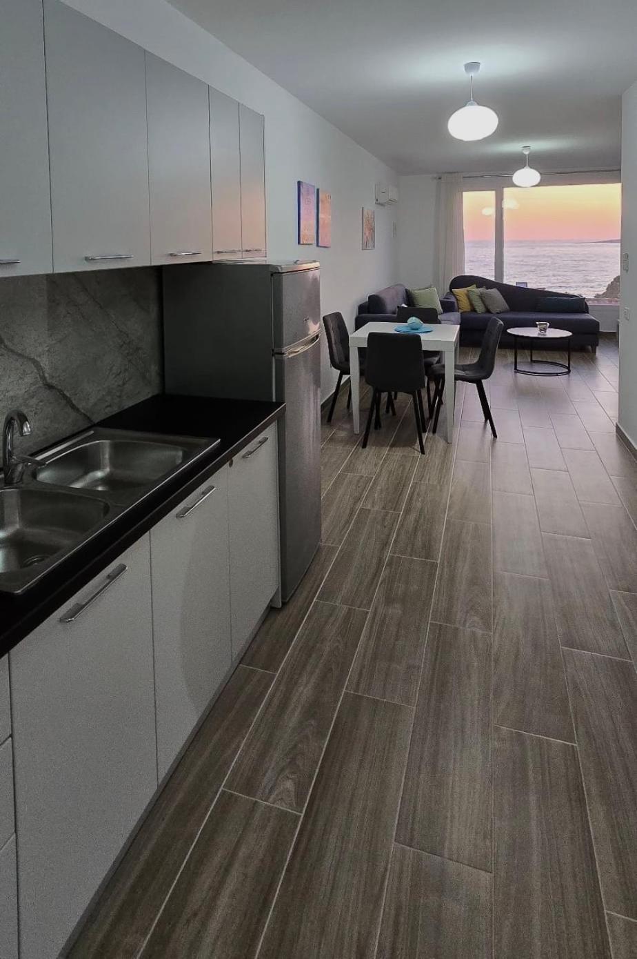 Sunny Bay Apartments Sarandë Exteriör bild
