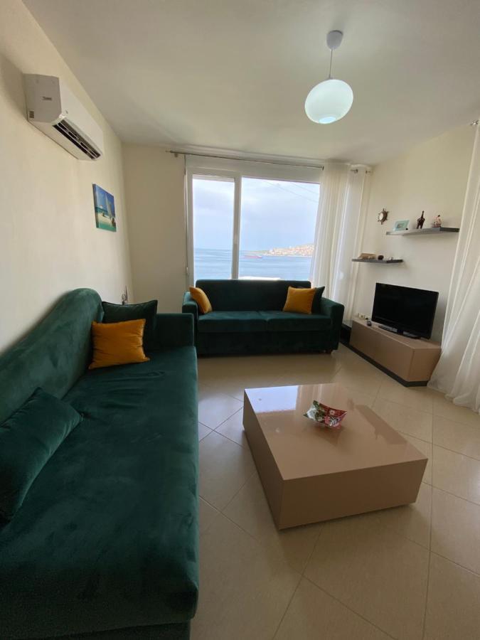 Sunny Bay Apartments Sarandë Exteriör bild